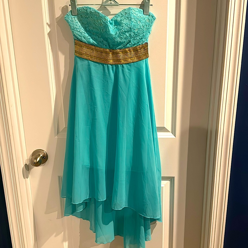 Elsa like strapless Dress